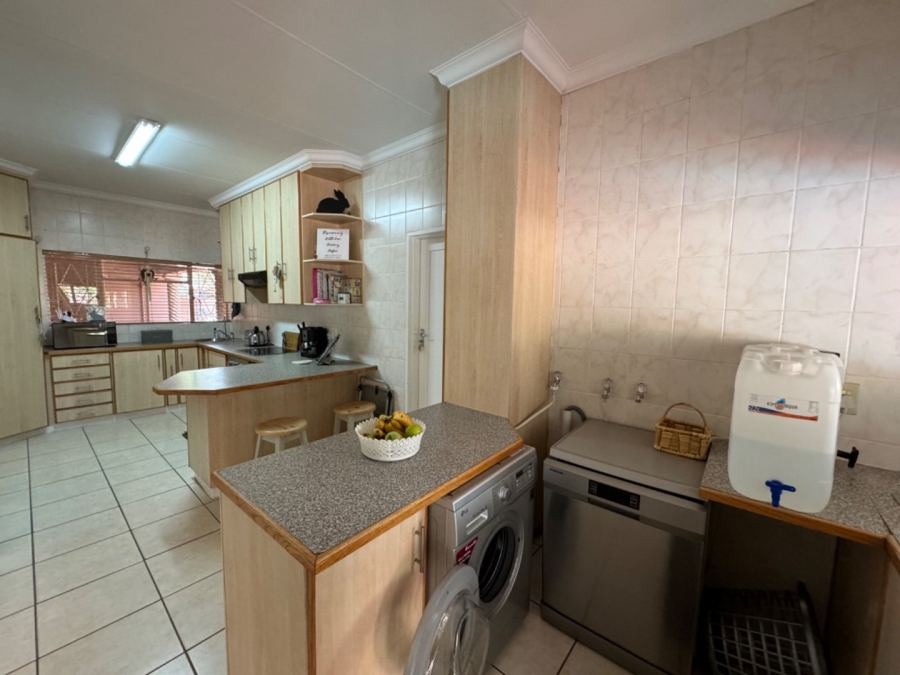  Bedroom Property for Sale in El Toro Park Northern Cape